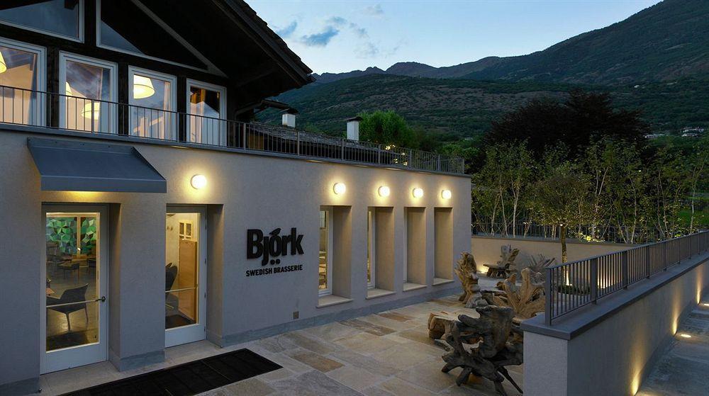 Hotel Village Pollein Ngoại thất bức ảnh